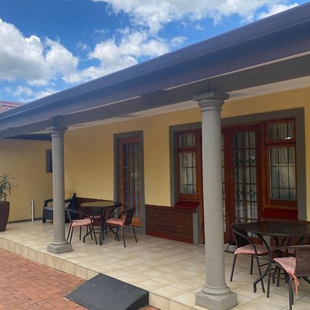 Madlula'S Guesthouse Pietermaritzburg Exteriér fotografie