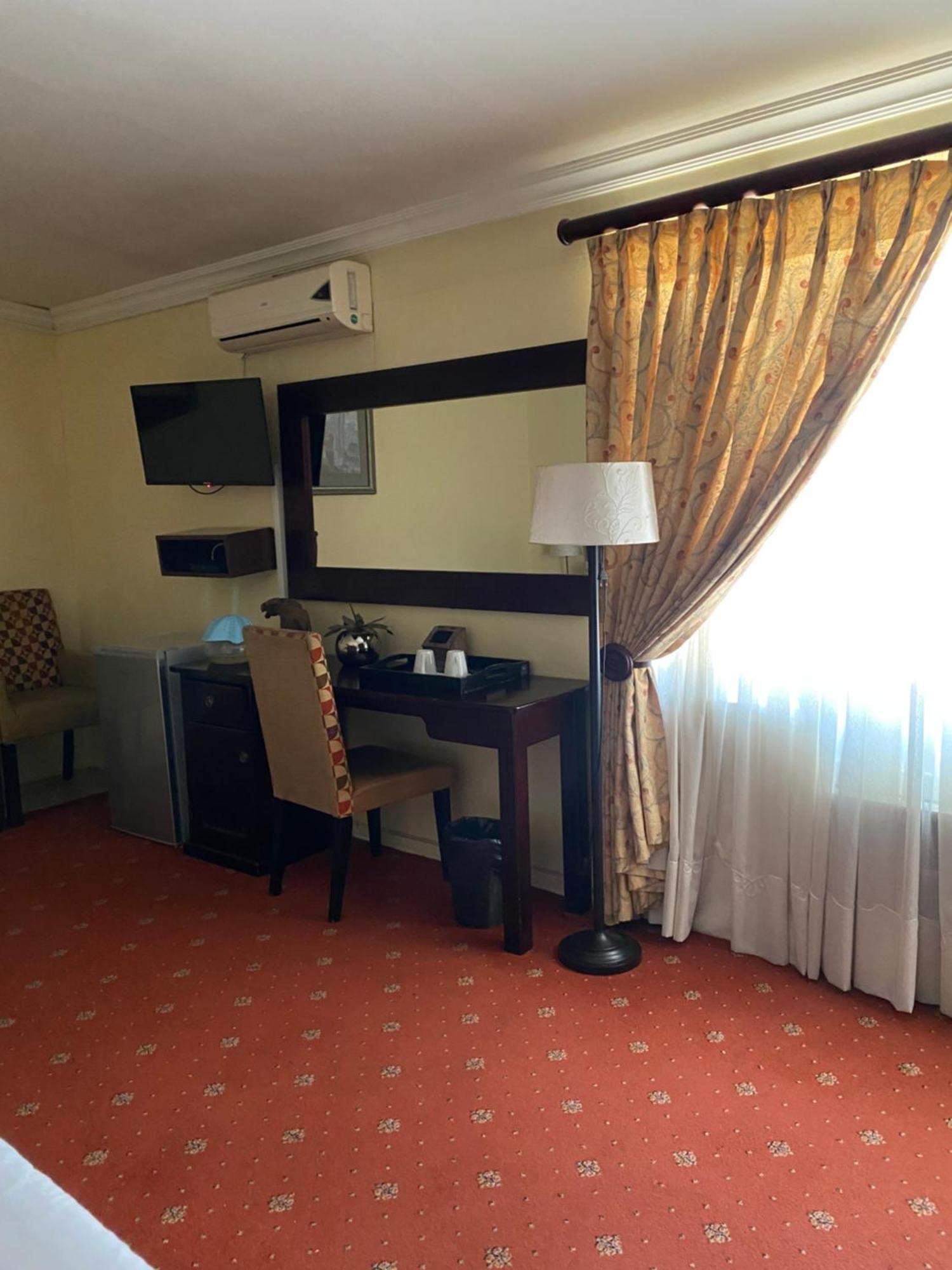 Madlula'S Guesthouse Pietermaritzburg Exteriér fotografie