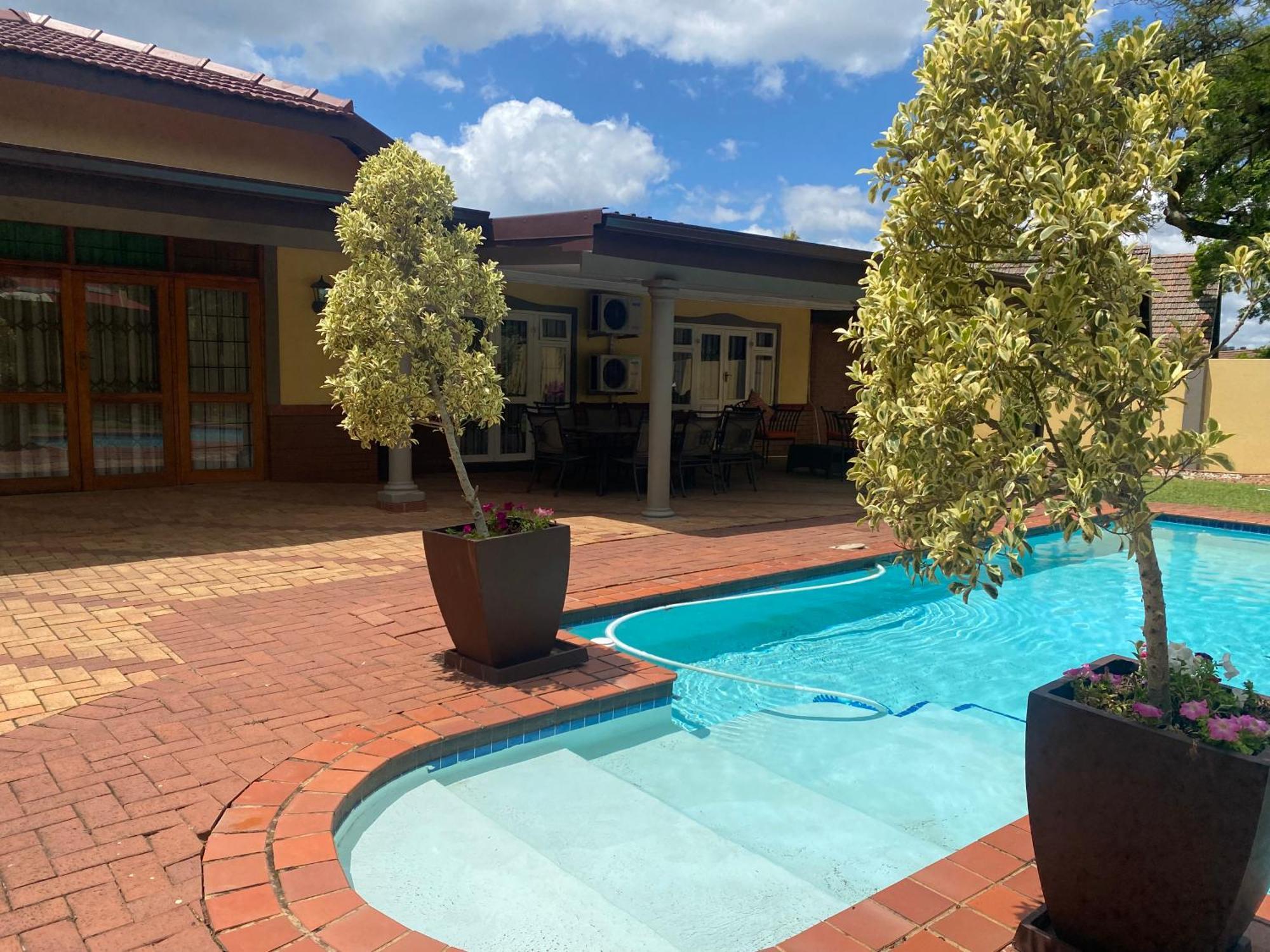 Madlula'S Guesthouse Pietermaritzburg Exteriér fotografie