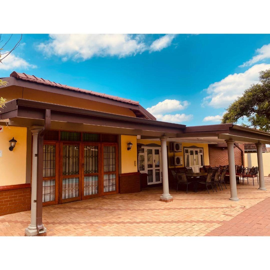 Madlula'S Guesthouse Pietermaritzburg Exteriér fotografie