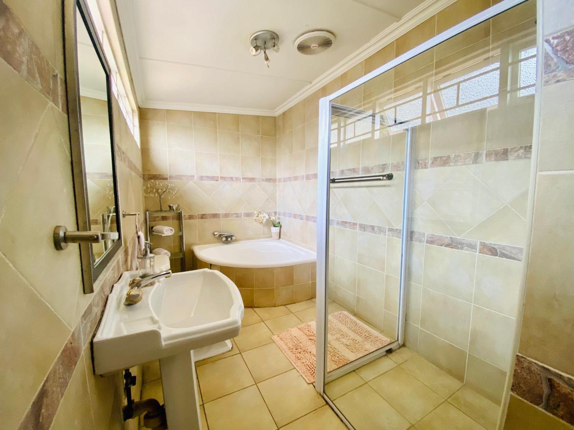 Madlula'S Guesthouse Pietermaritzburg Exteriér fotografie